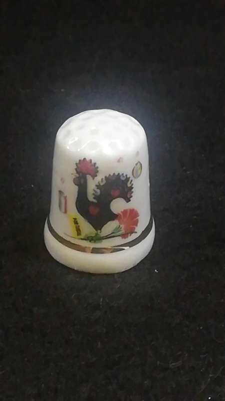 Porcelain thimble
