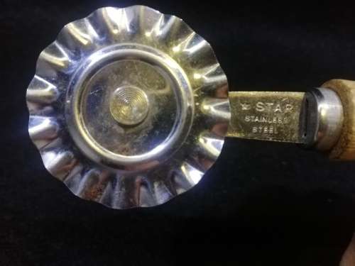 Star Kitchen Tool dough cut  roller
