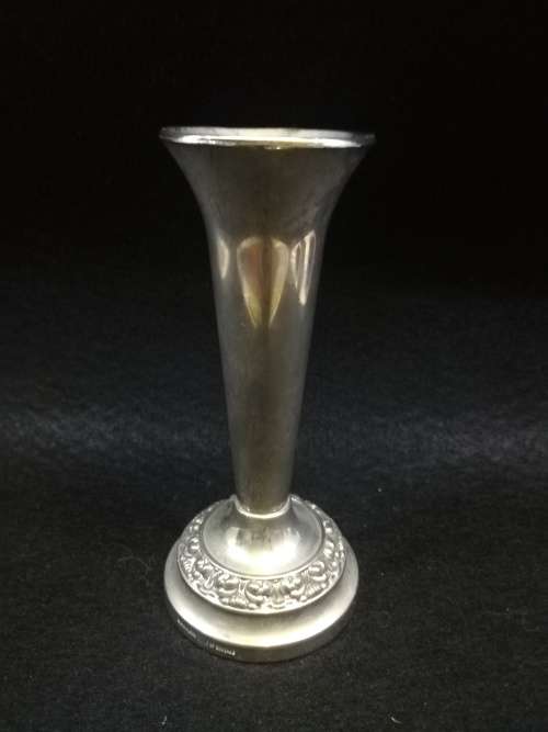 Vintage bud vase