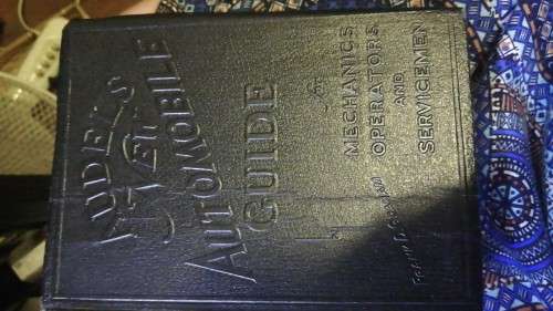 AUDELS NEW AUTOMOBILE GUIDE 1947