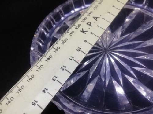 Set of 6 heavy cut glass/crystal shallow bowls - like new