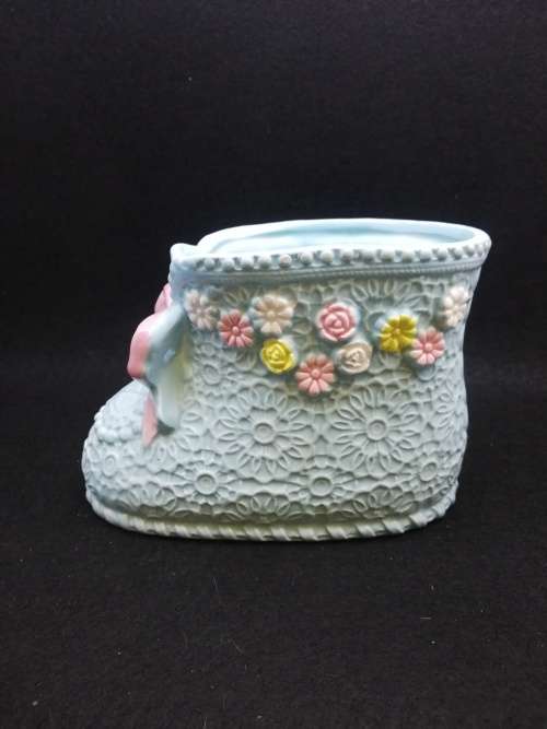 Nursery planter - blue boot