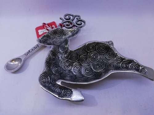Mud pie reindeer serving dish and spoon