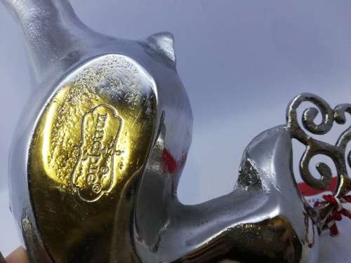 Mud pie reindeer serving dish and spoon