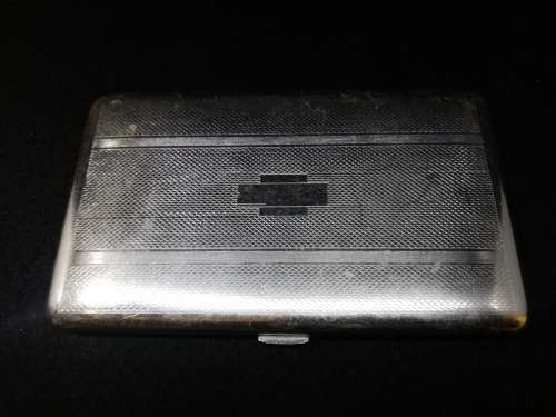 Cigarette holder