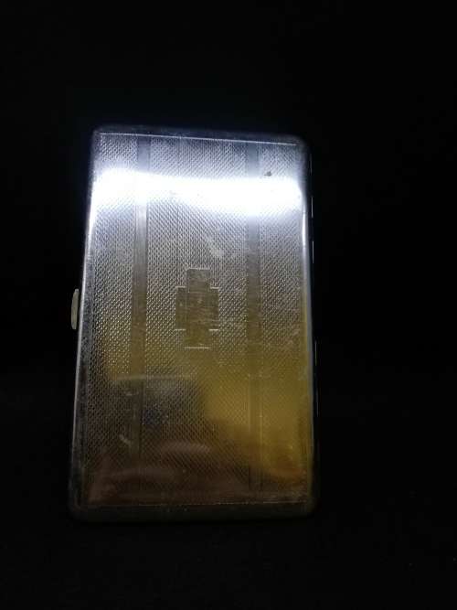 Cigarette holder