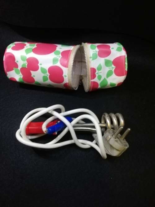 Travel element in bag