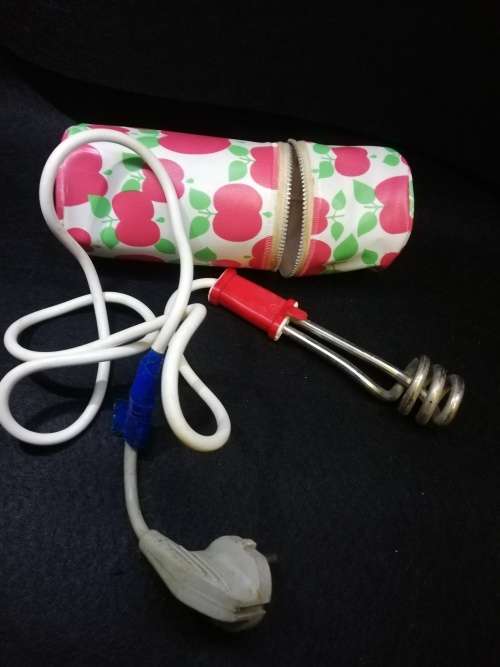 Travel element in bag