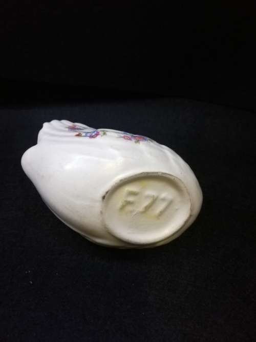 Small  vintage ceramic swan