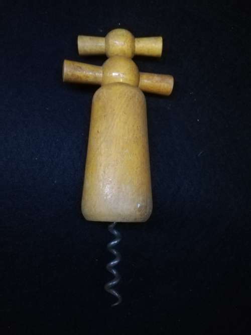 Barrel corkscrew - wood
