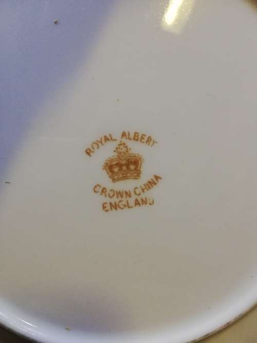 Royal Albert plate