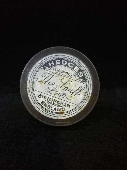 Vintage snuff tin by Hedges