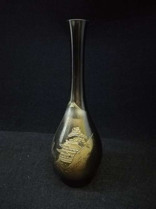Oriental bud vase