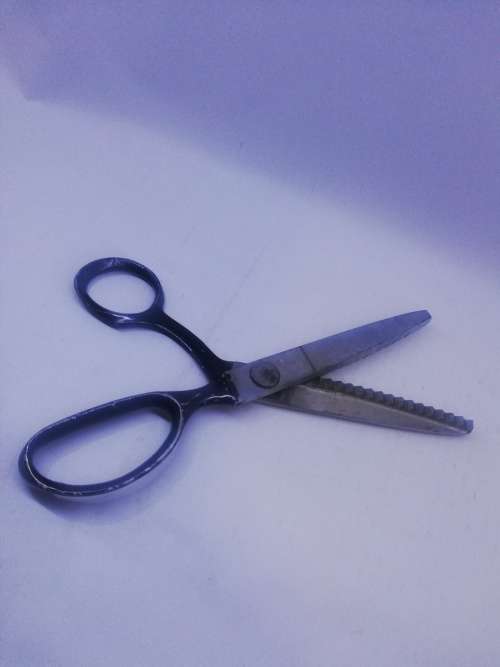 Big Vintage scissors Pinking shears