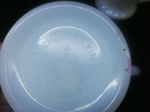 Anchor Hocking milk and sugar set