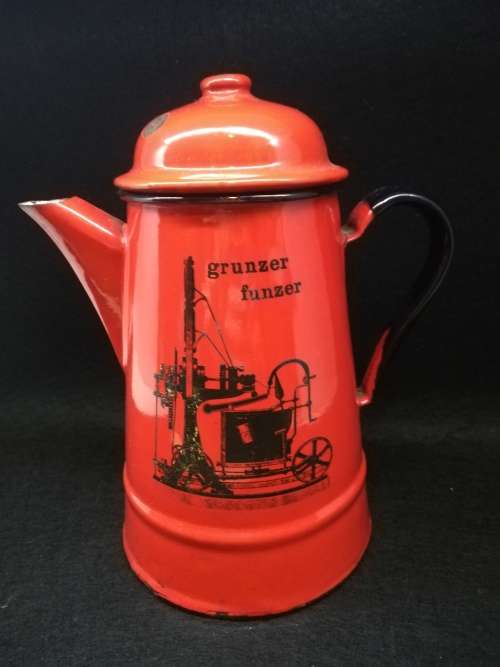 Red enamel Coffee pot