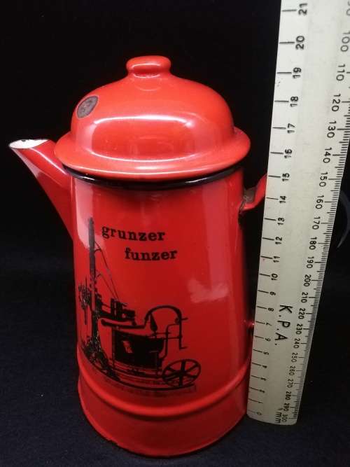 Red enamel Coffee pot