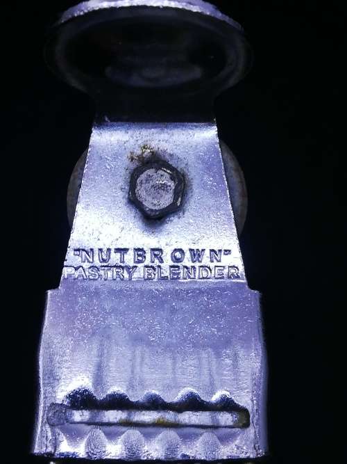 Blue Nutbrown pastry blender