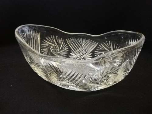 Glass bowl