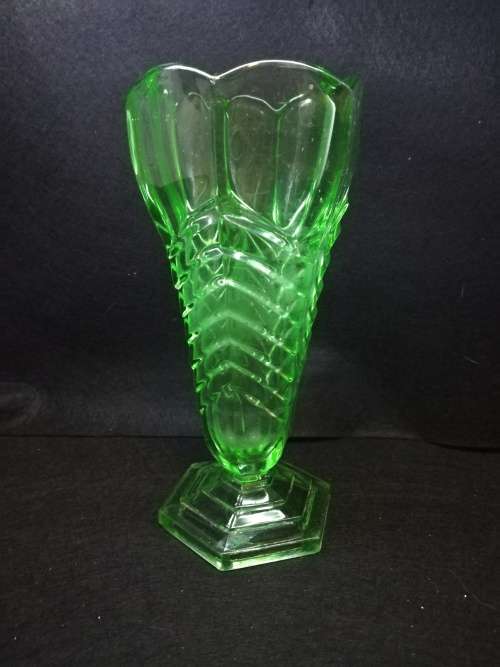 Art Deco green Uranium glass vase Chevron design