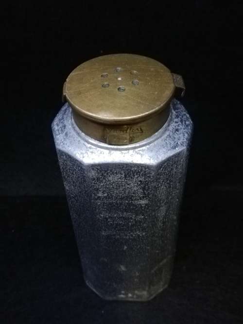 Yardley invisible talc tin