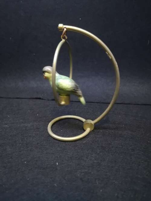 Parrot in a ring ornament