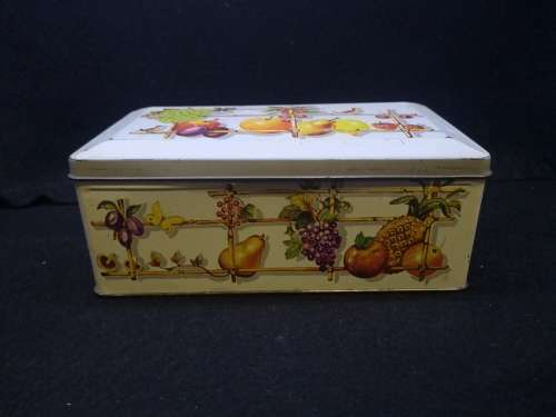 Vintage Bakers Tin