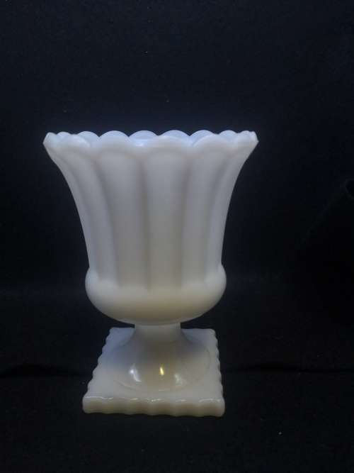 Milk glass vase