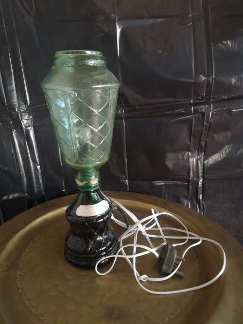 Italian wine lamp - full bottle - untested