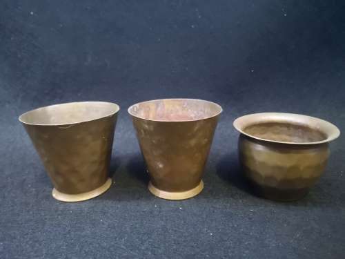 3 small copper planters