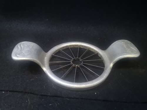 Metal Apple corer