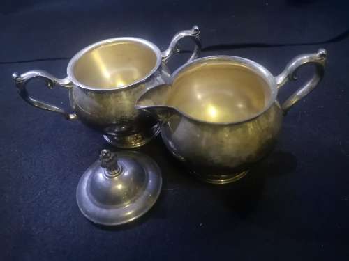 Milk and sugar pot - plated