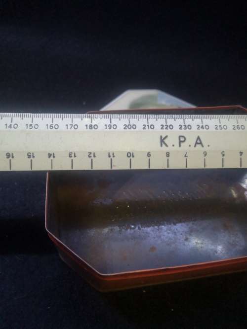Sunrise toffee tin