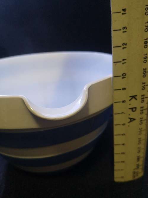 T G GREEN CORNISH BLUE STRIPE MIXING POURING BOWL