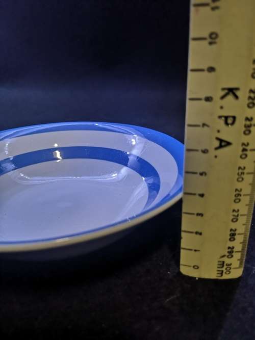 TG Green Blue and White Cornishware bowls x 4