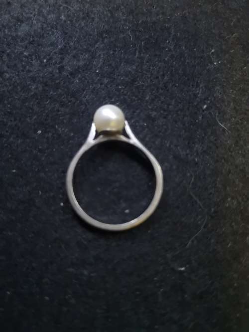 925 Silver pearl ring