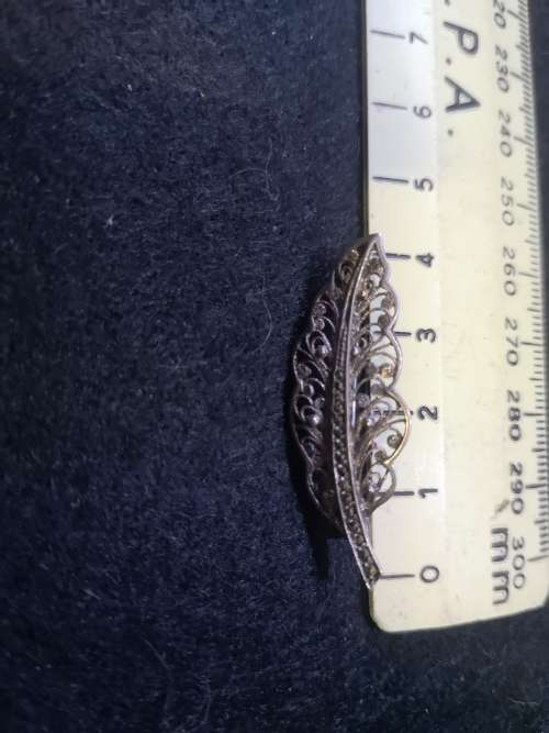 925 Silver leaf brooch