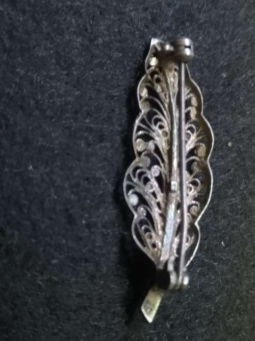 925 Silver leaf brooch