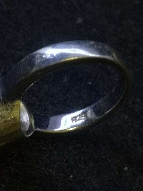 925 Silver ring with white glass