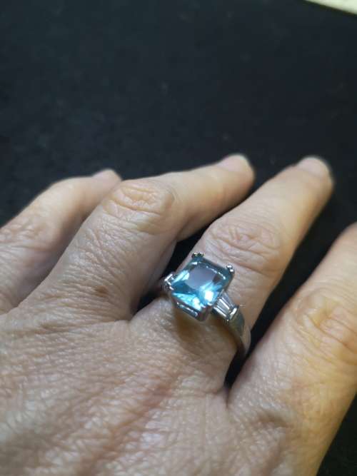 925 Silver ring with aqua color stone