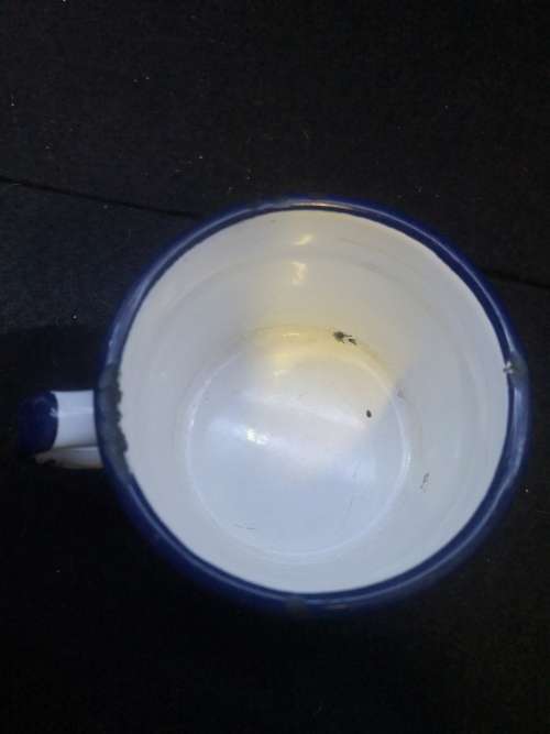 VINTAGE MUNDER EMAIL MÜNDER-EMAIL ENAMEL FARMHOUSE DAIRY COW CUP, GERMANY