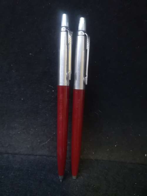 Parker pen and pencil - pen needs refill