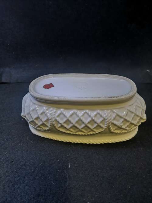 Vintage Rubens originals -Los Angeles - Made in Japan oval ceramic planter/vase