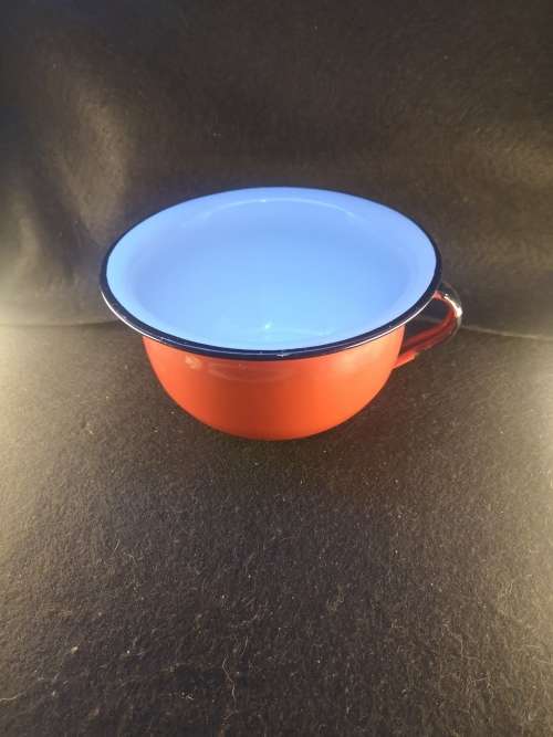 Small beautiful red Polish enamel chamber pot! - LOOK!