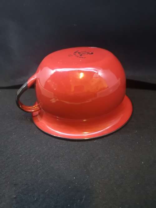 Small beautiful red Polish enamel chamber pot! - LOOK!
