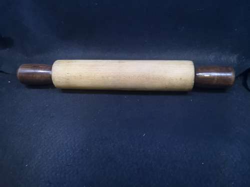 Stunning wooden cake roller