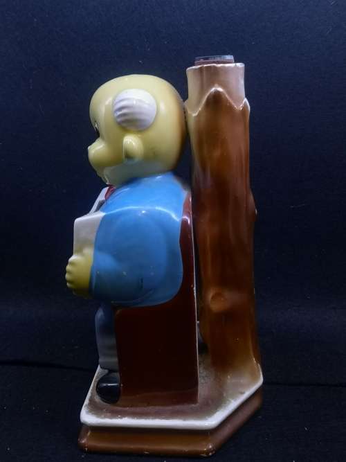 Lamp base - quirky!