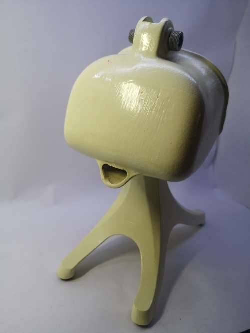 Retro Swingit juicer  cast alluminium - pastel yellow