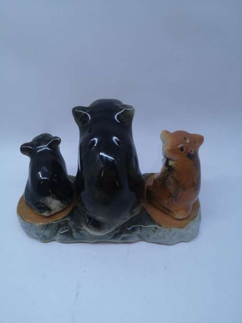 Vintage salt and pepper set