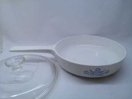 Corning ware Blue Cornflower skillet with glass lid Rangetoppers tm N-B 1/2-B 81/2 inch USA